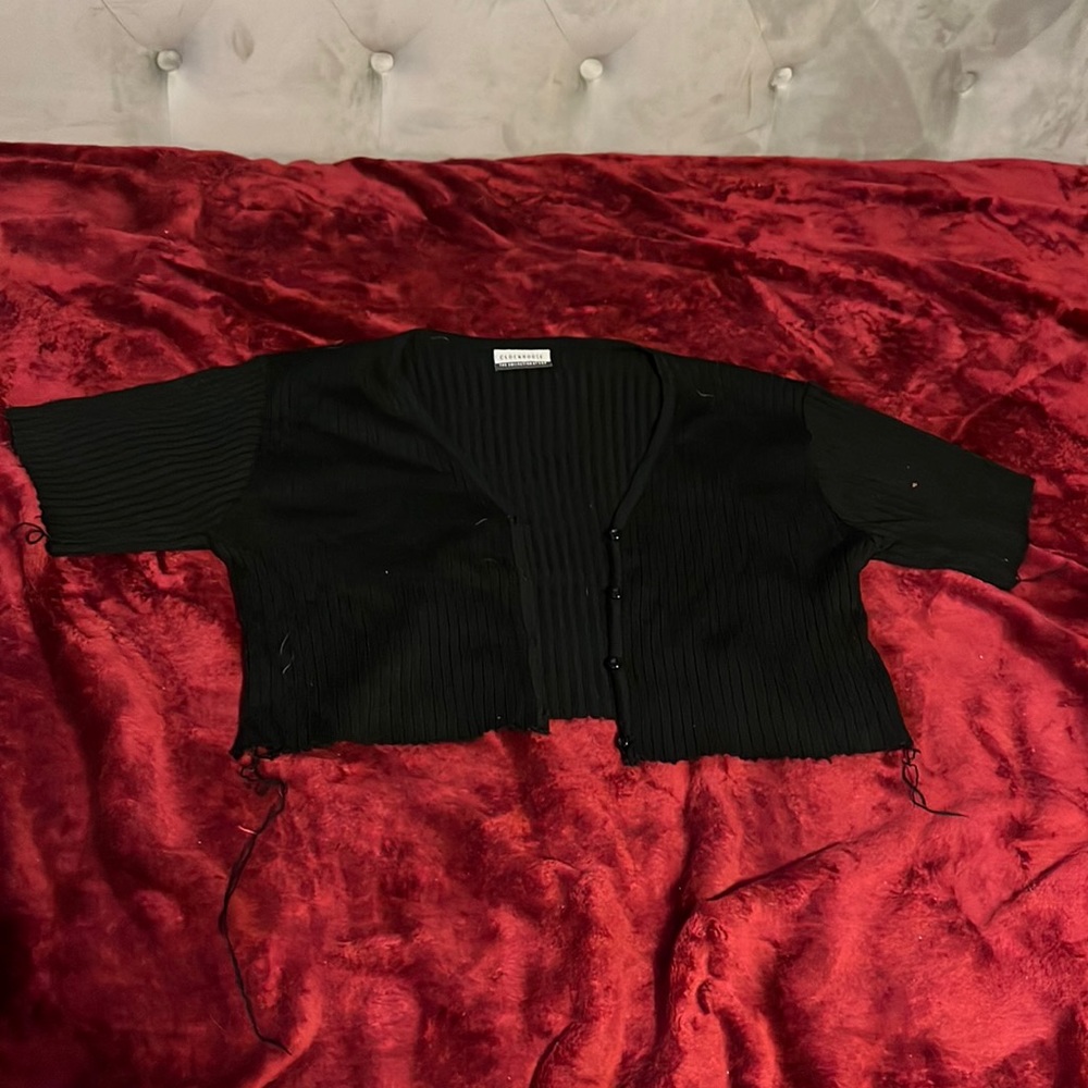 crop top black sweater
